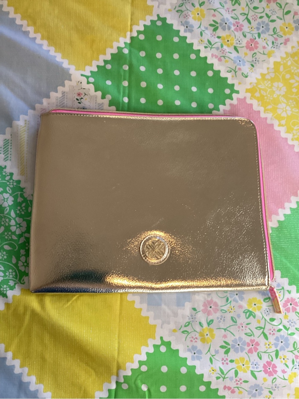 Lilly Pulitzer Gold Travel Organizer Pouch Bright Delight Patch Accessories